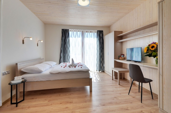 Imagen de la habitación del Hotel Green Inn. Foto 16