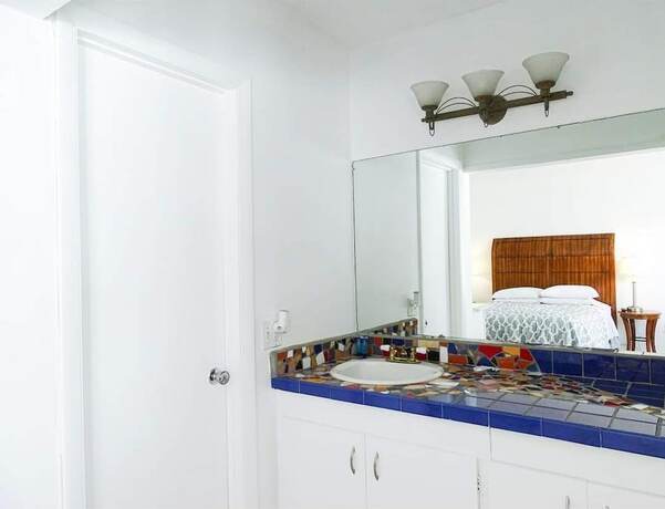 Imagen general del Hotel Green Island Inn. Foto 3