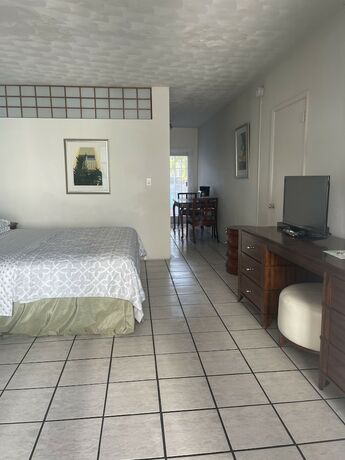 Imagen general del Hotel Green Island Inn. Foto 6