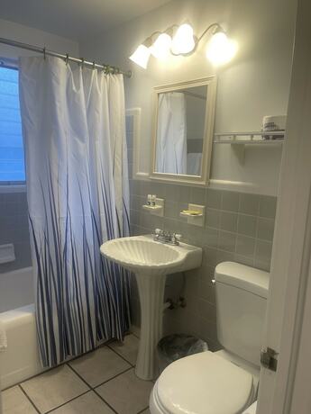 Imagen general del Hotel Green Island Inn. Foto 10