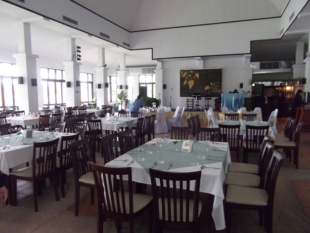 Imagen del bar/restaurante del Hotel Green Lake Resort. Foto 5