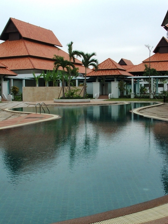 Imagen de la piscina del Hotel Green Lake Resort. Foto 13