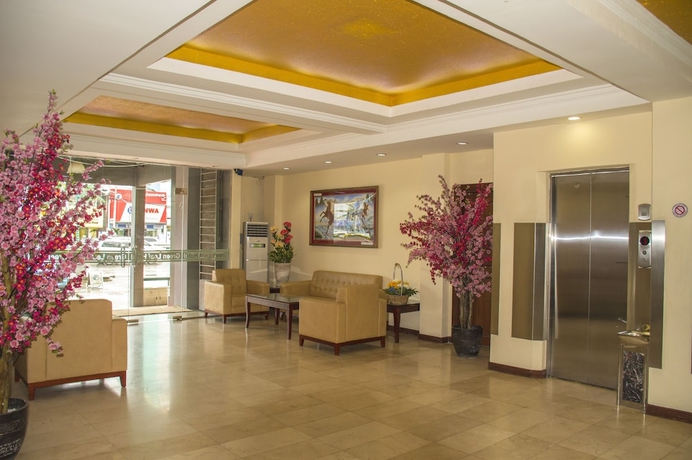 Imagen de los interiores del Hotel Green Leaf. Foto 17