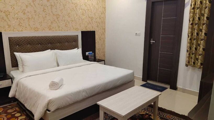 Imagen de la habitación del Hotel Green Leaf, Jhansi. Foto 3