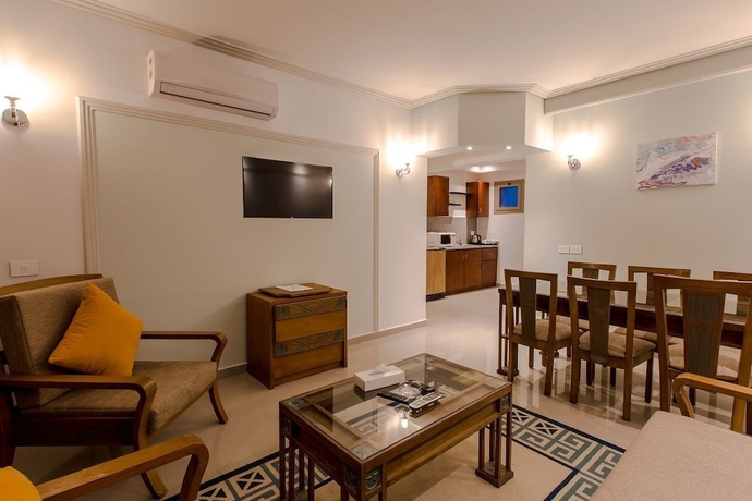 Imagen de la habitación del Hotel Green Leaves Aqua Park Beach Resort North Coast. Foto 14