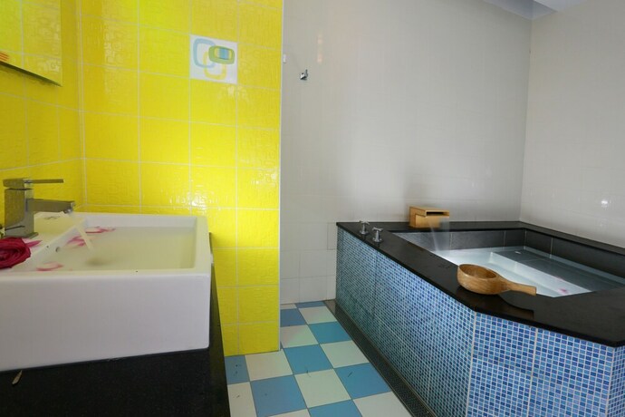 Imagen de la habitación del Hotel Green Life Spa Hot Spring Hotel. Foto 24