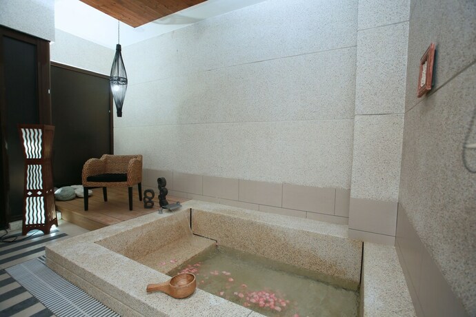 Imagen de la habitación del Hotel Green Life Spa Hot Spring Hotel. Foto 27