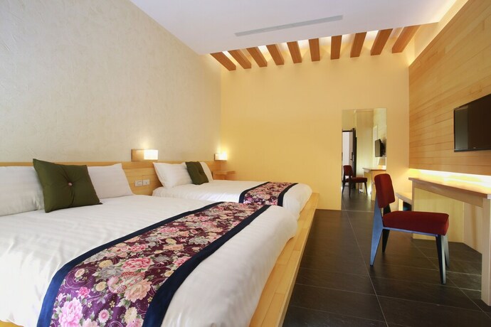 Imagen de la habitación del Hotel Green Life Spa Hot Spring Hotel. Foto 37