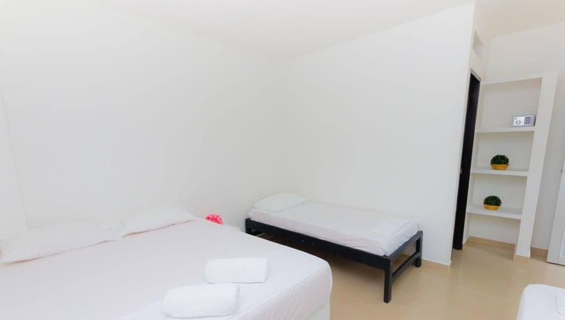 Imagen de la habitación del Hotel Green Luxury. Foto 3