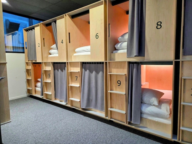 Imagen de la habitación del Hotel Green Marmot Capsule Geneva. Foto 14