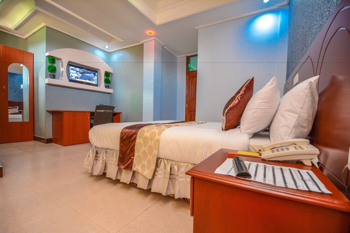 Imagen de la habitación del Hotel Green Mountain, ARUSHA. Foto 10