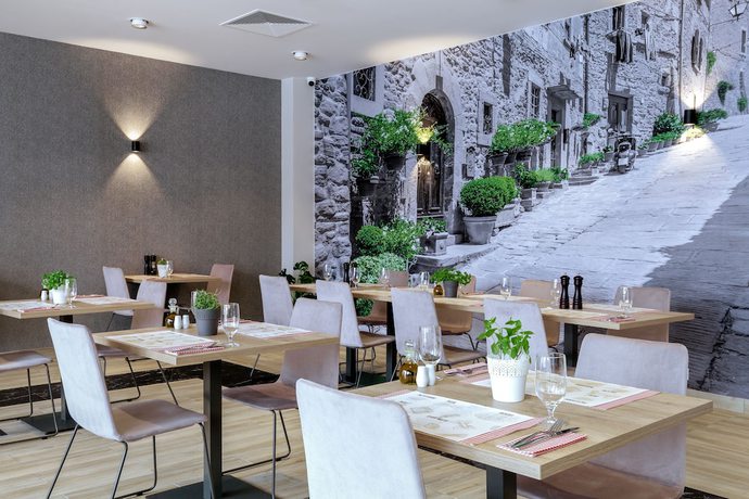 Imagen del bar/restaurante del Hotel Green Mountain. Foto 4