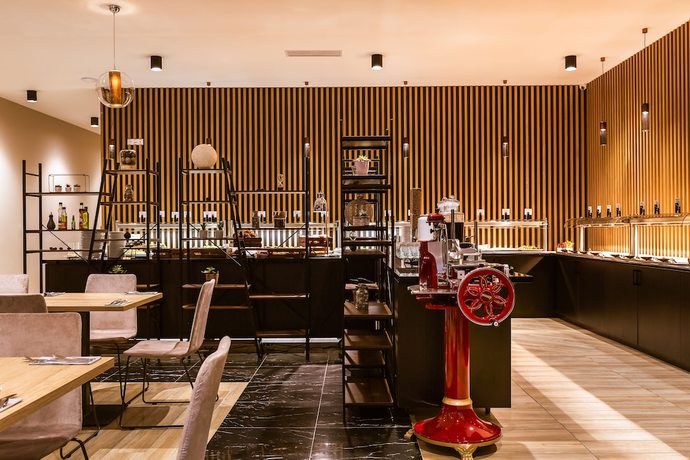 Imagen del bar/restaurante del Hotel Green Mountain. Foto 6