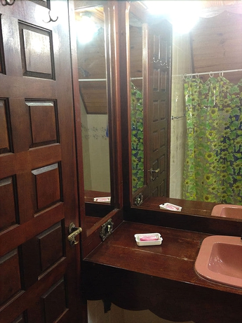 Imagen de la habitación del Hotel Green Mountains. Foto 15