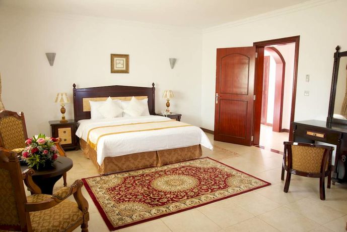 Imagen de los interiores del Hotel Green Mubazzarah Chalets. Foto 14
