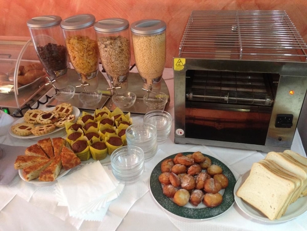 Imagen del bar/restaurante del Hotel Green Ninfa. Foto 3