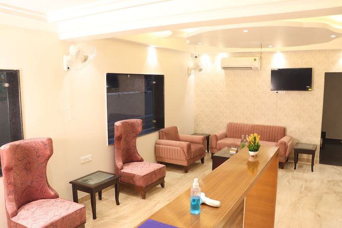 Imagen de los interiores del Hotel Green One Earth. Foto 15