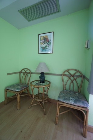 Imagen de los interiores del Hotel Green Palace, Chiang Mai. Foto 19
