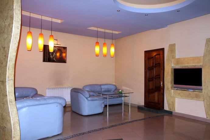 Imagen de los interiores del Hotel Green Palace, Erev&aacute;n. Foto 18