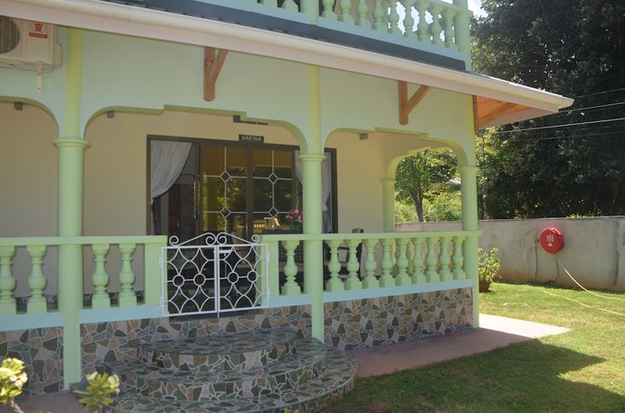 Imagen de los interiores del Hotel Green Palm Self Catering and Chalets. Foto 12