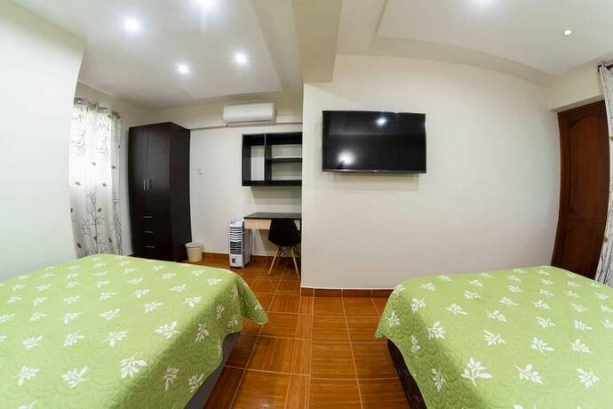 Imagen de la habitación del Hotel Green Paradise hotel. Foto 15