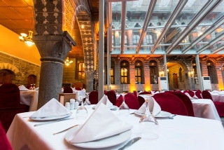 Imagen del bar/restaurante del Hotel Green Park Diyarbakir. Foto 17