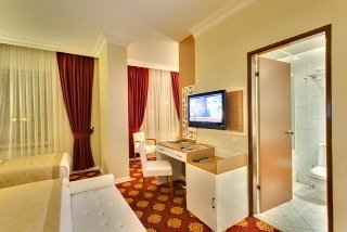 Imagen de la habitación del Hotel Green Park Diyarbakir. Foto 21