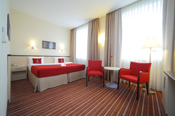 Imagen de la habitación del Hotel Green Park, Ekaterimburgo. Foto 16