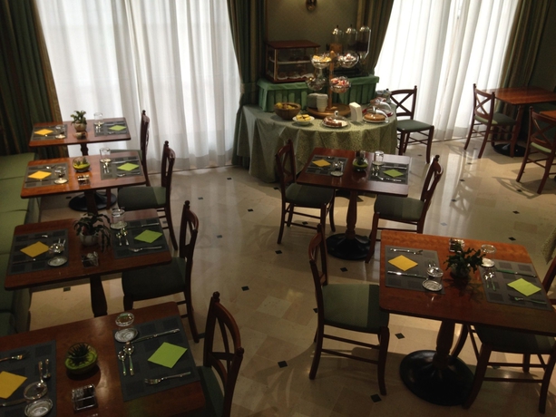 Imagen del bar/restaurante del Hotel Green Park Hotel, Pomezia. Foto 5