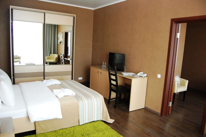 Imagen de los interiores del Hotel Green Park Kaluga. Foto 9