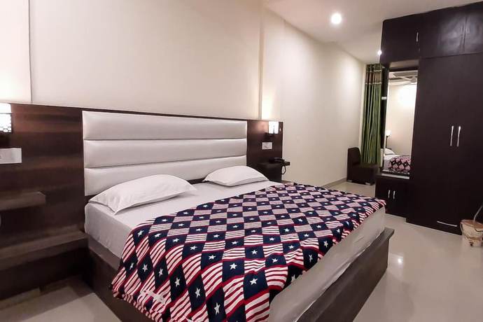 Imagen de la habitación del Hotel Green Park, Kharar. Foto 9