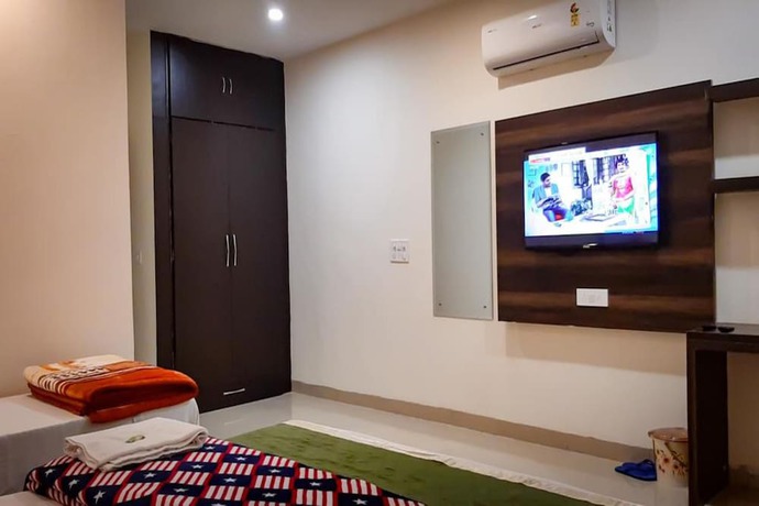Imagen de la habitación del Hotel Green Park, Kharar. Foto 13