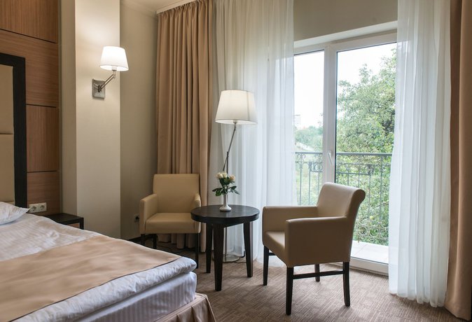 Imagen de la habitación del Hotel Green Park, Truskavets. Foto 10