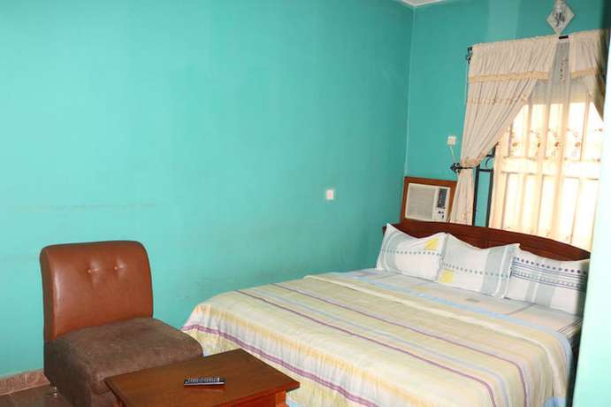 Imagen de la habitación del Hotel Green Park and Suites. Foto 9