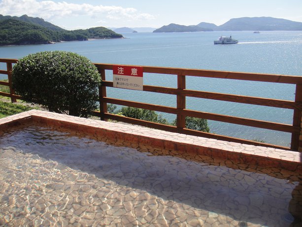 Imagen de la piscina del Hotel Green Plaza Shodoshima. Foto 19
