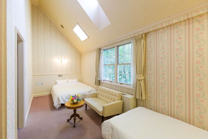 Imagen de la habitación del Hotel Green Plaza Tojoko. Foto 9