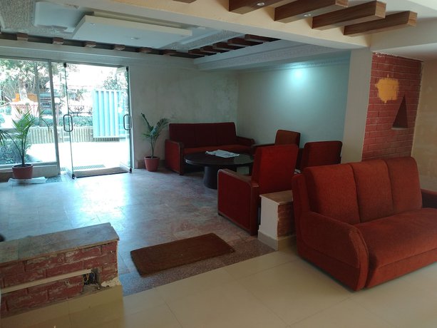 Imagen de los interiores del Hotel Green Plum. Foto 17