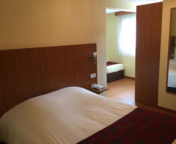 Imagen de la habitación del Hotel Green Poitiers. Foto 7