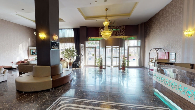 Imagen de los interiores del Hotel Green Prusa. Foto 16