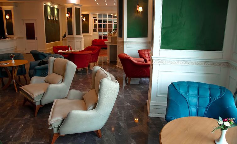 Imagen de los interiores del Hotel Green Queen. Foto 19