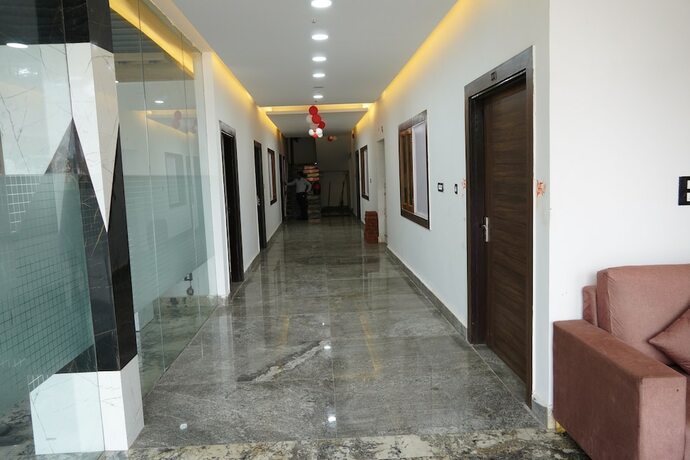 Imagen general del Hotel Green Sarovar and Restaurant. Foto 6