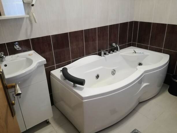 Imagen de la habitación del Hotel Green Set. Foto 11