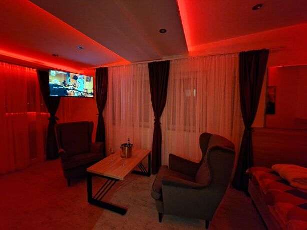 Imagen de la habitación del Hotel Green Set. Foto 14