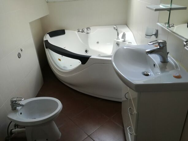 Imagen de la habitación del Hotel Green Set. Foto 19