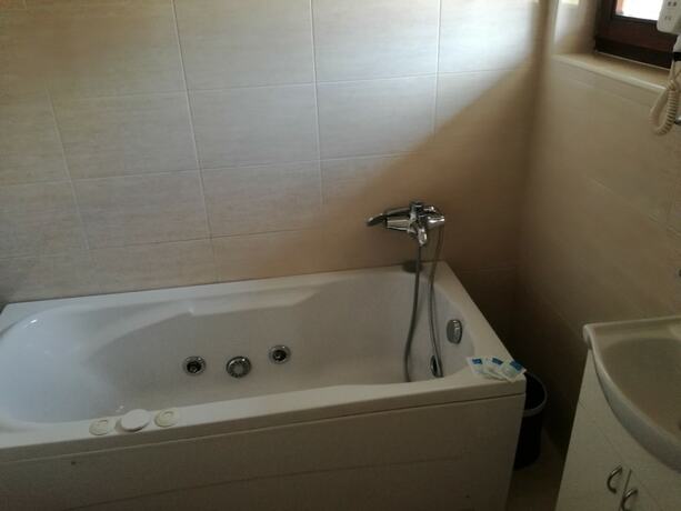 Imagen de la habitación del Hotel Green Set. Foto 20