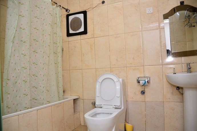 Imagen de la habitación del Hotel Green Suites Villa. Foto 3