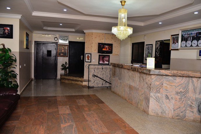 Imagen de los interiores del Hotel Green Suites Villa. Foto 20