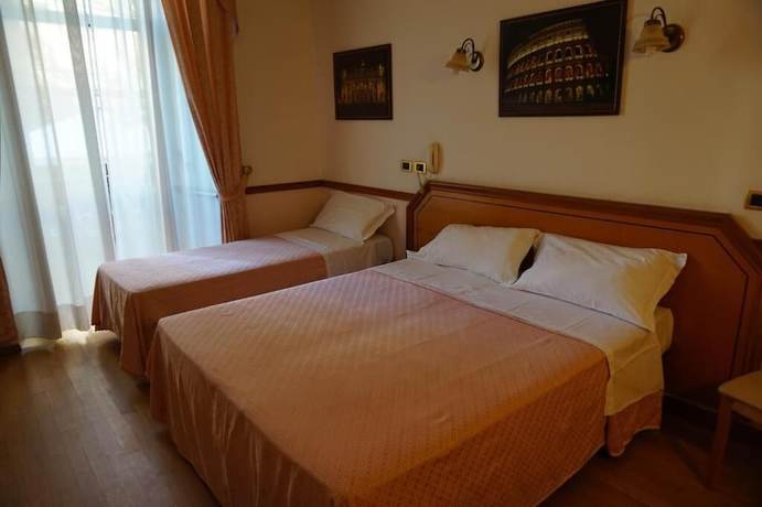 Imagen de la habitación del Hotel Green, Tiburtino. Foto 2