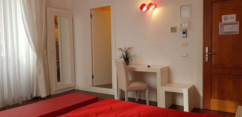 Imagen de la habitación del Hotel Green, Tiburtino. Foto 8