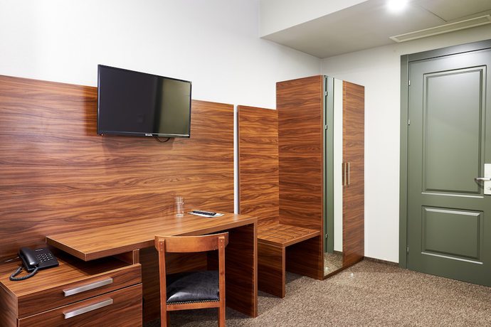 Imagen de la habitación del Hotel Green Tower. Foto 10